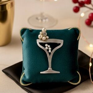 Vintage Pearls & Rhinestone Cocktail Glass Brooch